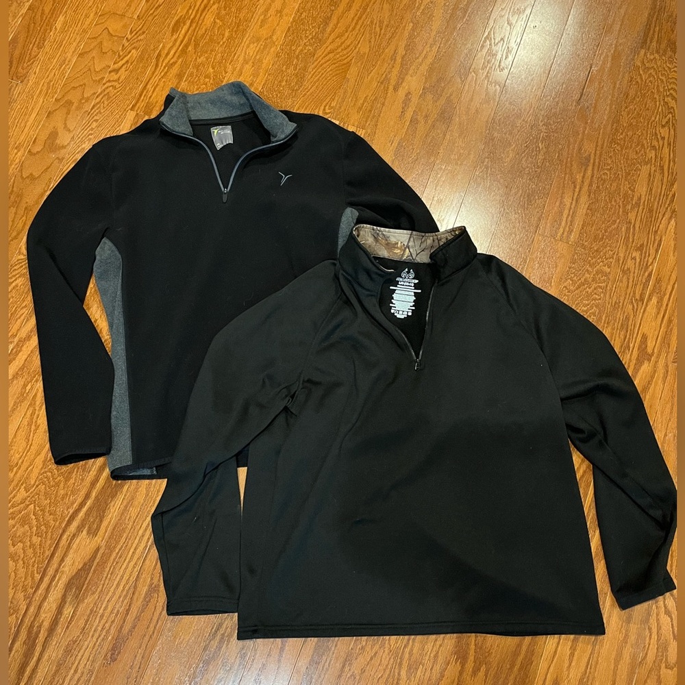 Bundle of 2 Large black pull over fleece